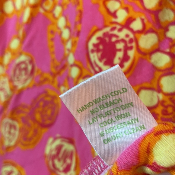 Lilly Pulitzer pink & gold top! ✨🌴 - Picture 6 of 8